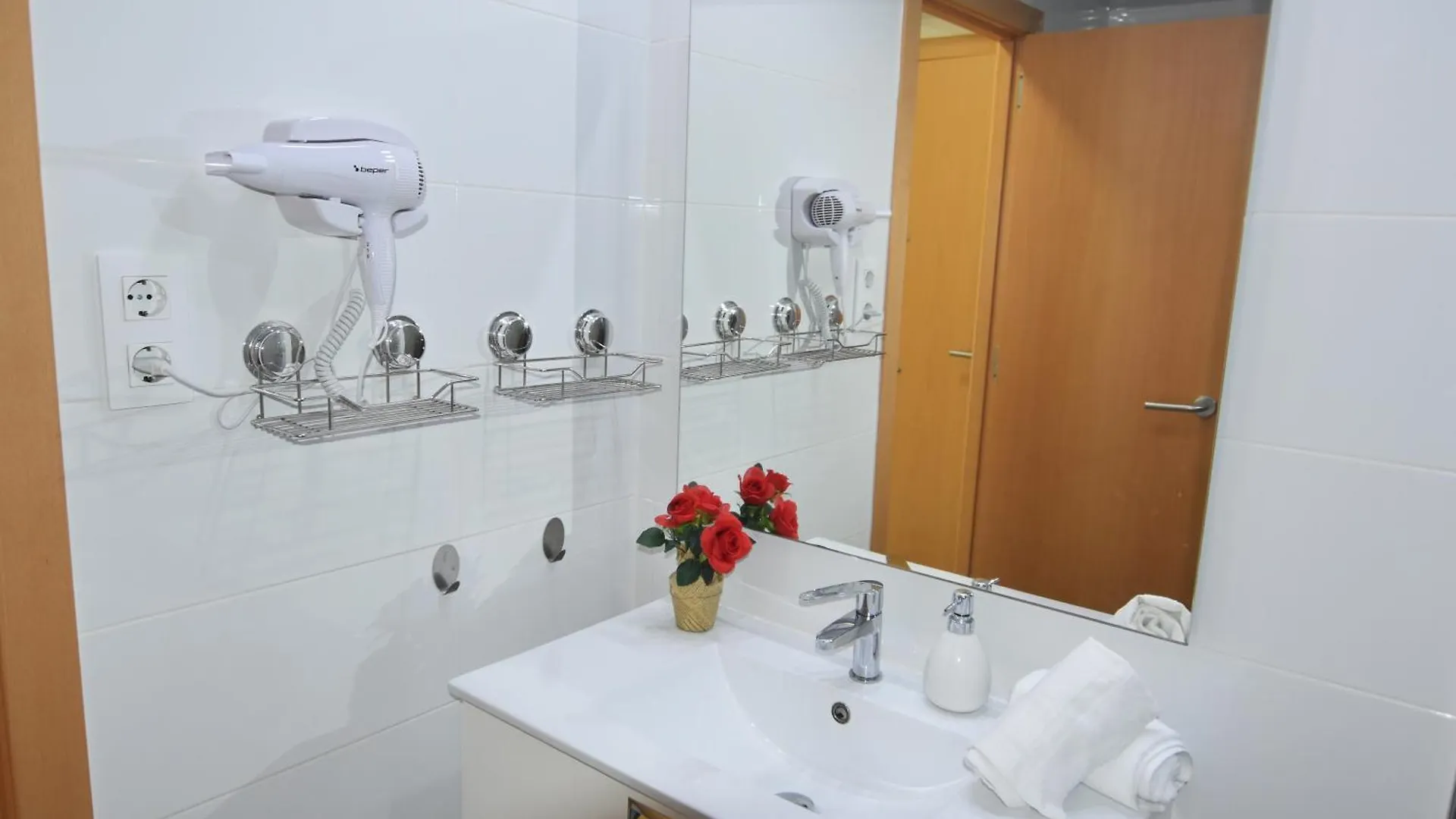 Rnet - 600 Garbi 04-55 Apartment Roses